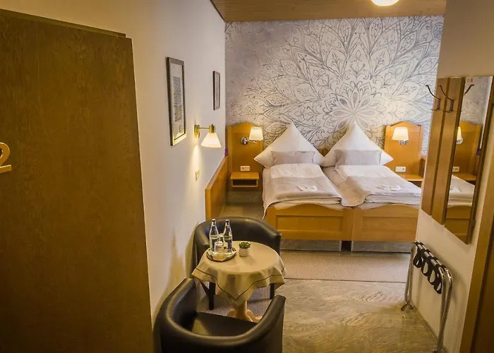 Гостевой дом Gaestehaus Und Cafe Zur Silbernen Kanne