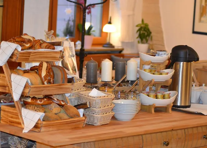 Gaestehaus Und Cafe Zur Silbernen Kanne Гостевой дом 3*