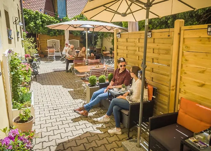 Und Café Zur Silbernen Kanne Affittacamere 3*